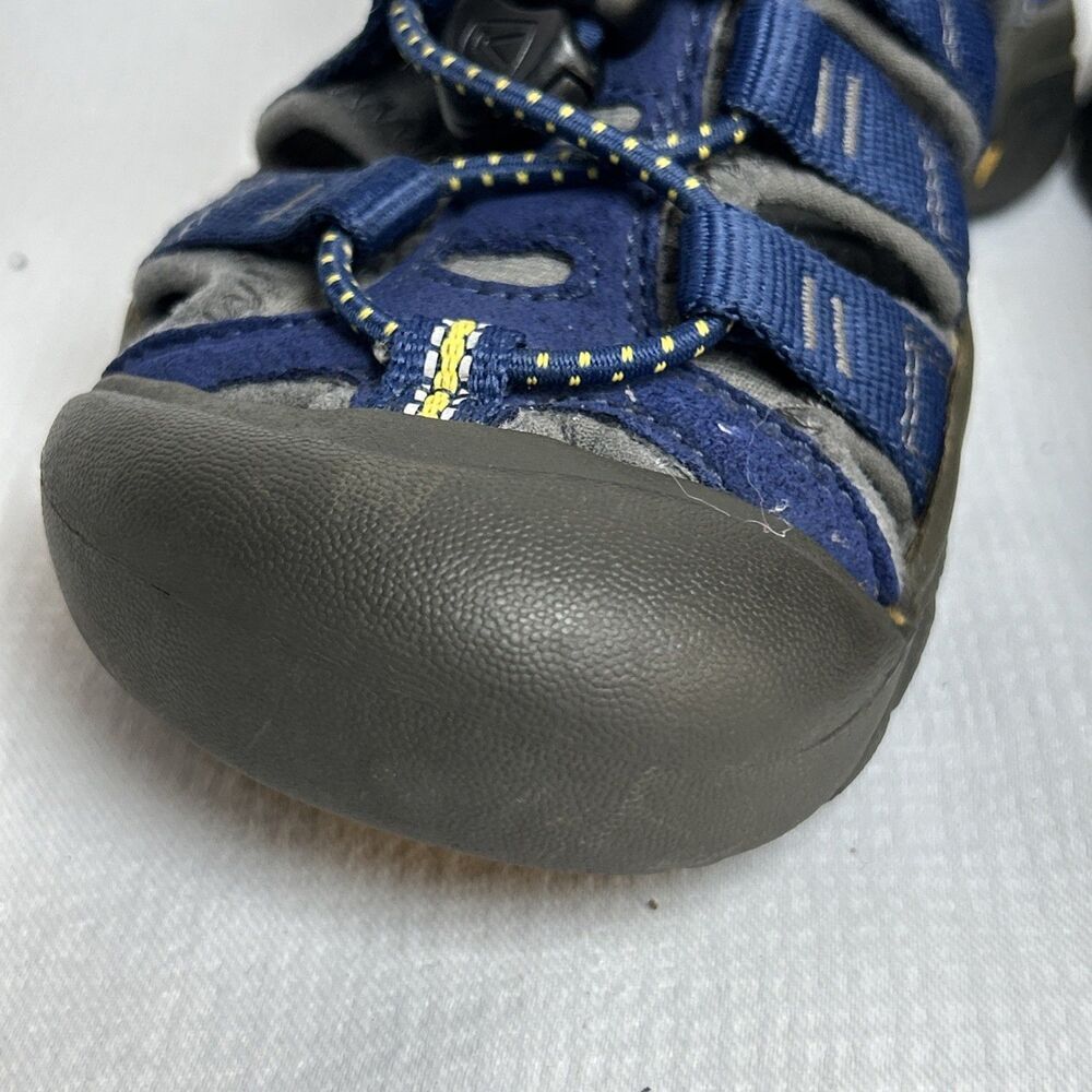 Keen Sandals, Boys Youth Size 1, Hiking Walking Water Sport Enforced Toe - Picture 3 of 10